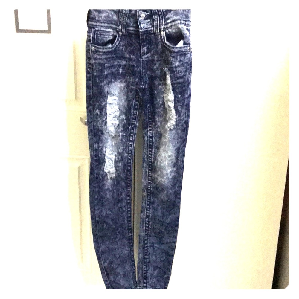 - Acid wash distressed denim jeans by Almost Famous size 2